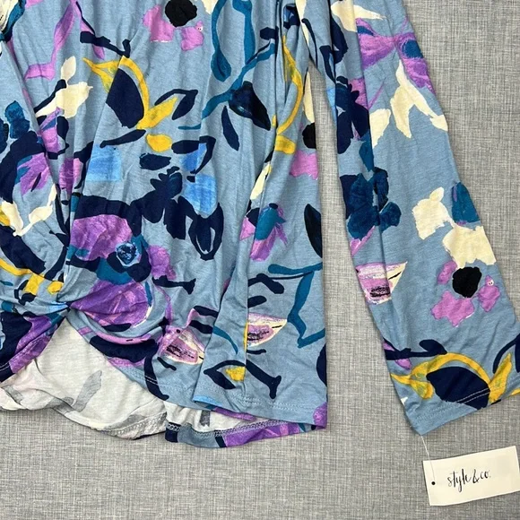 Style & Co Floral Twist Front Top Size XL - Picture 4 of 5
